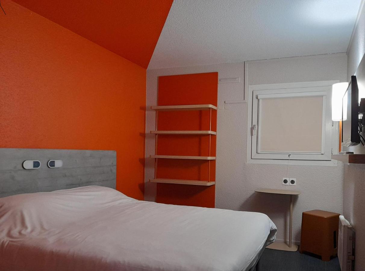 Ibis Budget De Fresnes Hotel