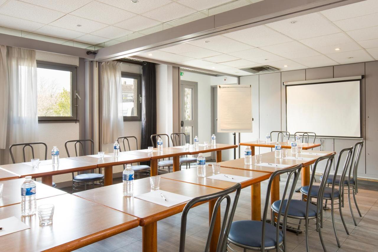 Ibis Budget De Fresnes