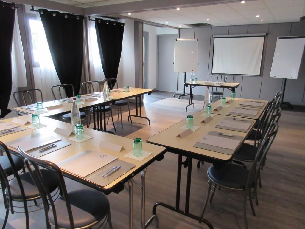 Hotel Ibis Budget De Fresnes 3*