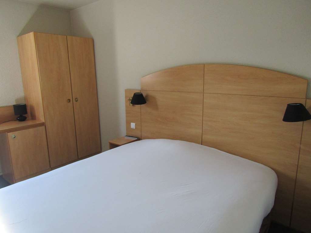 Ibis Budget De Fresnes
