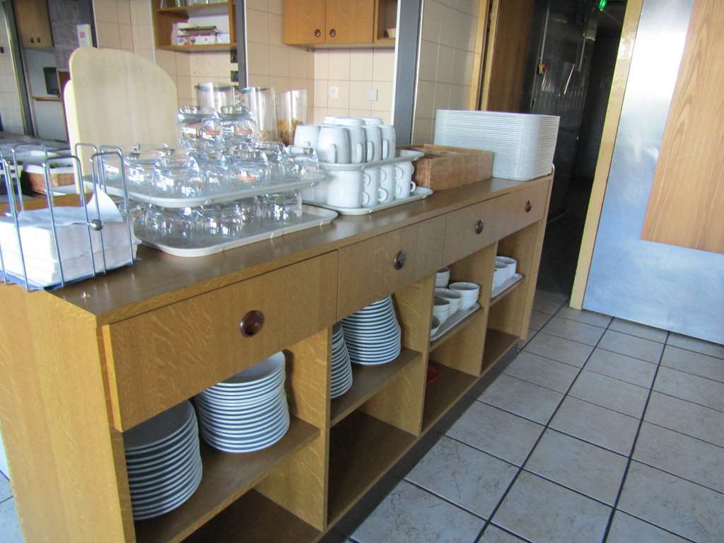 Hotel Ibis Budget De Fresnes